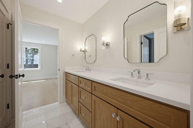 70 Woodbine Circle, Needham, MA 02494