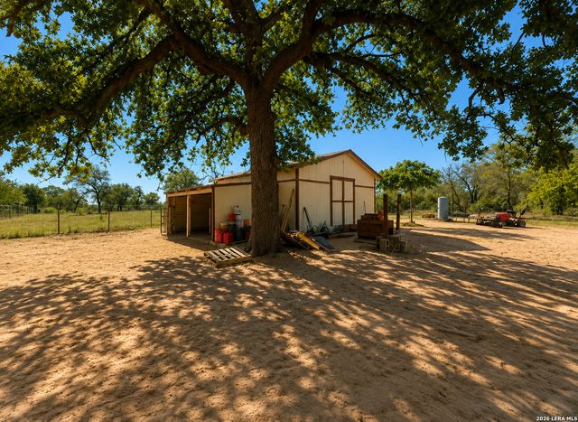366 Ranch Rd, Somerset, TX 78069