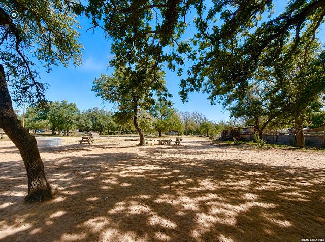 366 Ranch Rd, Somerset, TX 78069