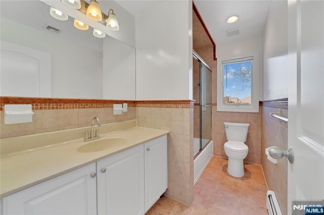 236 COLUMBUS Avenue A, Palisades Park, NJ 07650