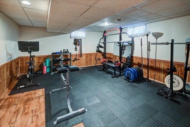 7 La Crescenta Circle, Madison, WI 53716