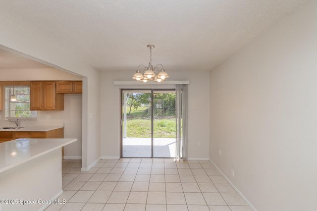 257 Dorado Avenue NE, Palm Bay, FL 32907