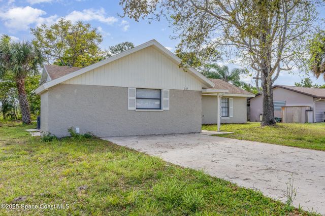 257 Dorado Avenue NE, Palm Bay, FL 32907