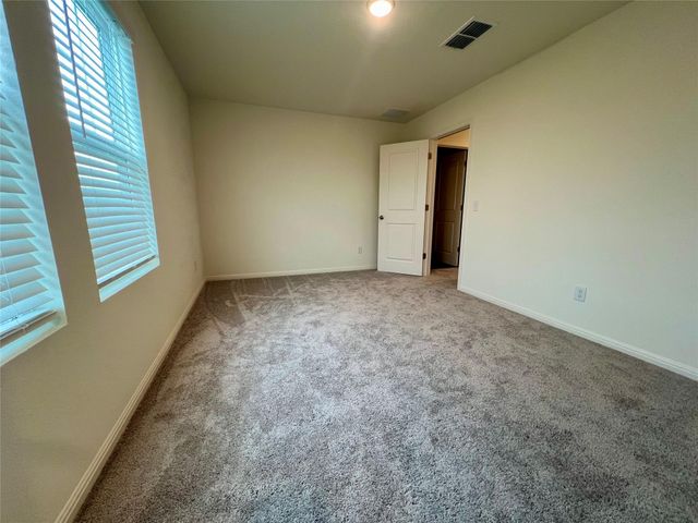 509 Lagoon DR, Maxwell, TX 78656