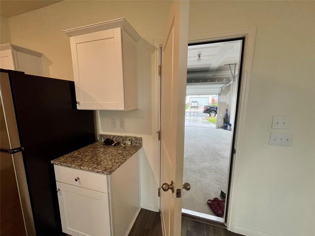 509 Lagoon DR, Maxwell, TX 78656