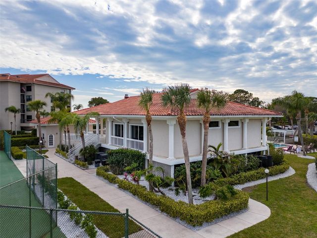 1801 MARINER DRIVE 20, Tarpon Springs, FL 34689