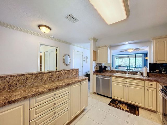 1801 MARINER DRIVE 20, Tarpon Springs, FL 34689