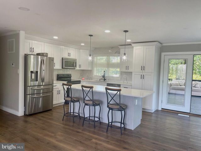 1604 OLD NEW WINDSOR RD, New Windsor, MD 21776