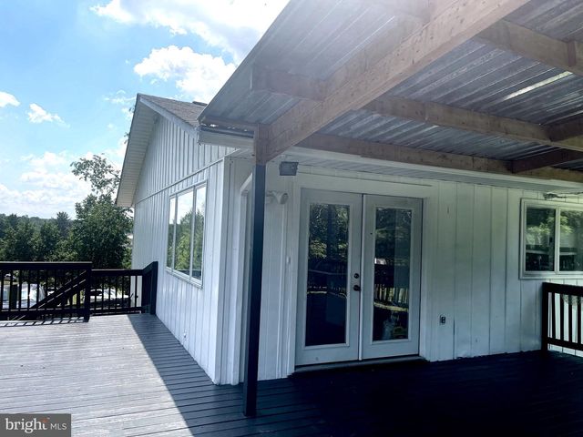 1604 OLD NEW WINDSOR RD, New Windsor, MD 21776