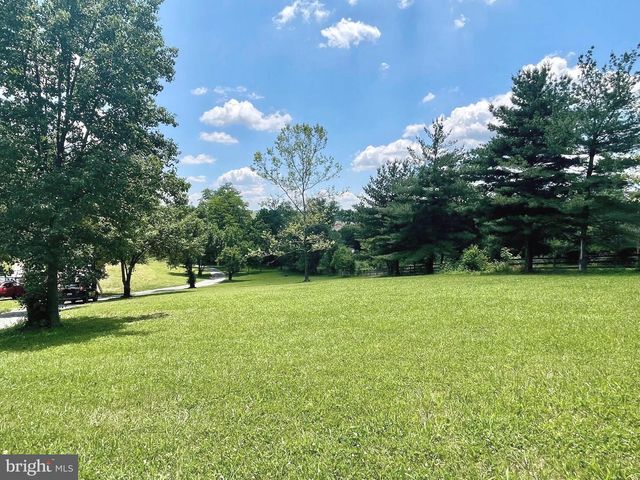1604 OLD NEW WINDSOR RD, New Windsor, MD 21776