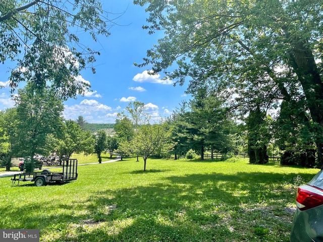 1604 OLD NEW WINDSOR RD, New Windsor, MD 21776