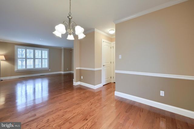 120 BANEBERRY LN, Lititz, PA 17543