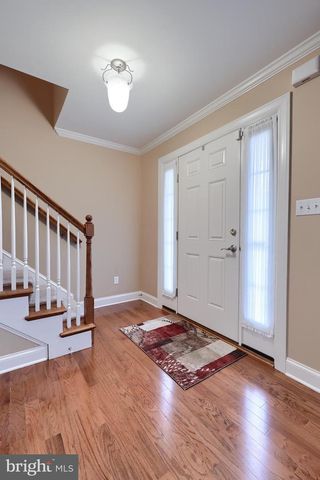 120 BANEBERRY LN, Lititz, PA 17543