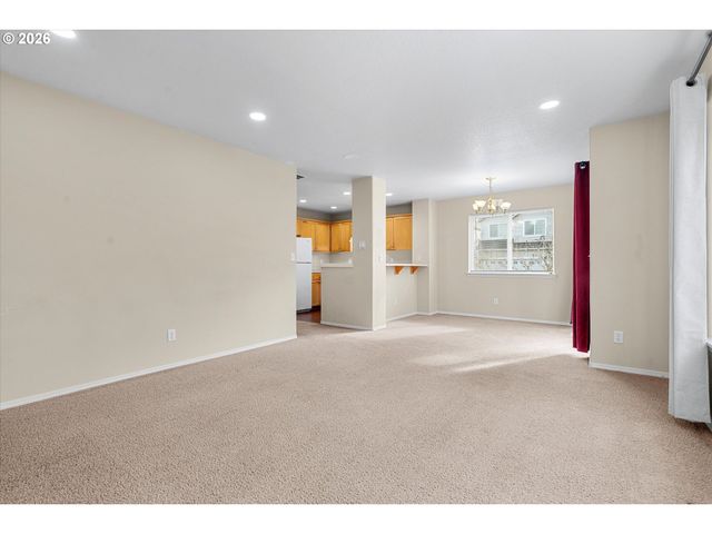 6443 Nw CONNERY Ter, Portland, OR 97229