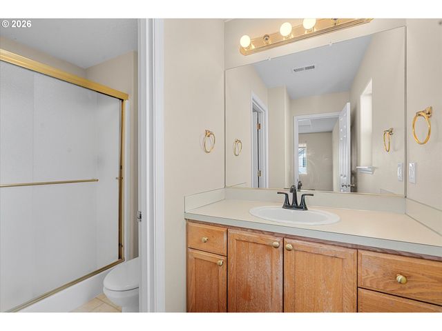 6443 Nw CONNERY Ter, Portland, OR 97229