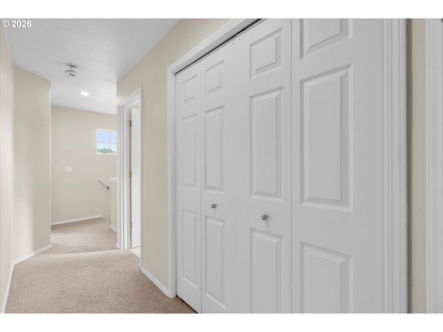 6443 Nw CONNERY Ter, Portland, OR 97229