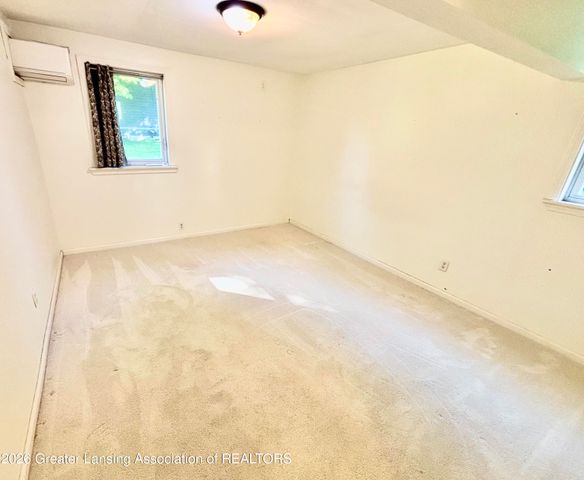 6510 Creyts Road, Dimondale, MI 48821