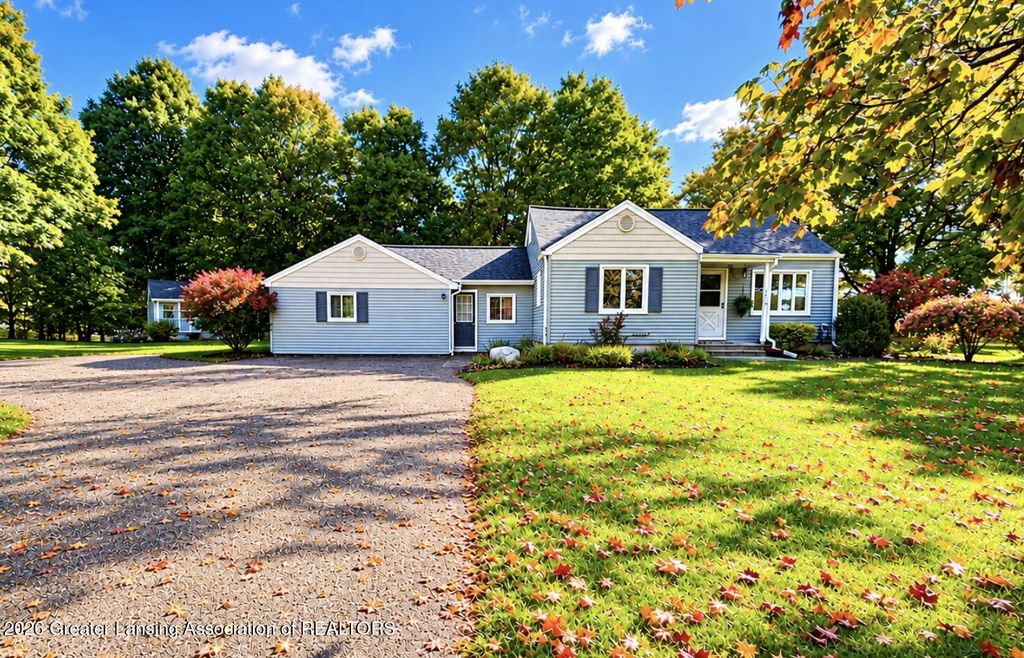 6510 Creyts Road, Dimondale, MI 48821