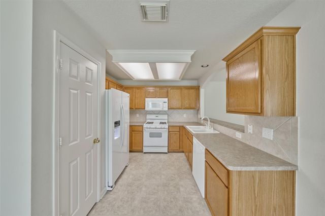 506 Elm Ridge Drive, Spring, TX 77386