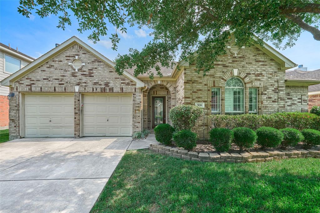 506 Elm Ridge Drive, Spring, TX 77386