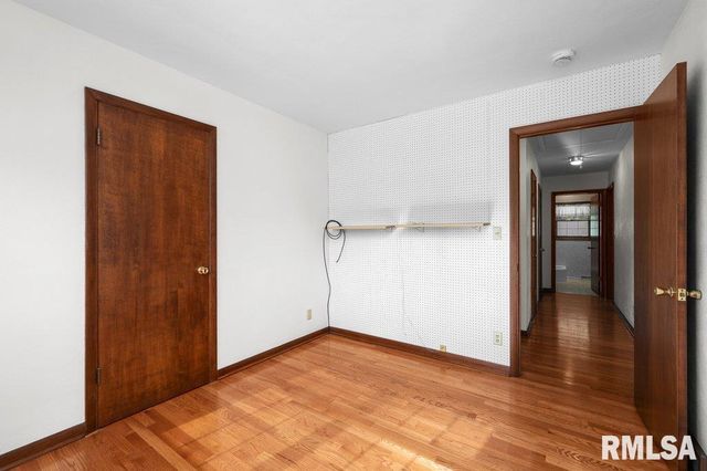 815 OAKLAWN Avenue, East Moline, IL 61244