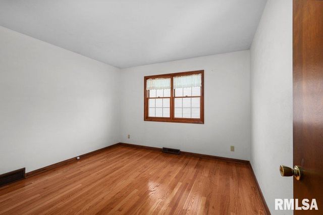 815 OAKLAWN Avenue, East Moline, IL 61244