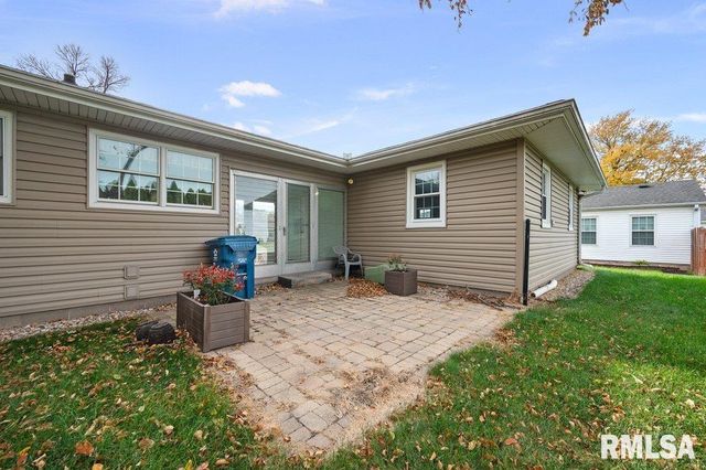 815 OAKLAWN Avenue, East Moline, IL 61244