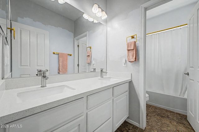 5229 W BRANHAM Lane, Laveen, AZ 85339