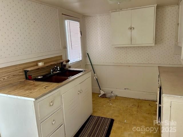 555 Falls Avenue, Granite Falls, NC 28630