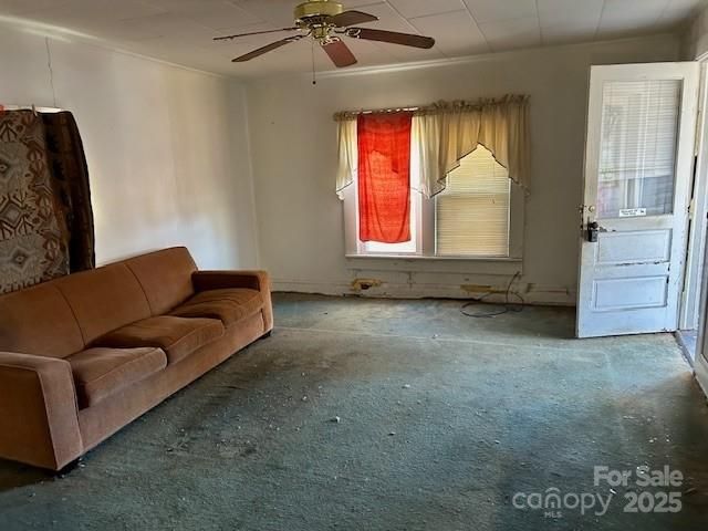 555 Falls Avenue, Granite Falls, NC 28630