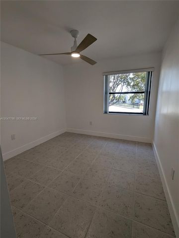 10237 NW 9th Street Cir 202-4, Miami, FL 33172