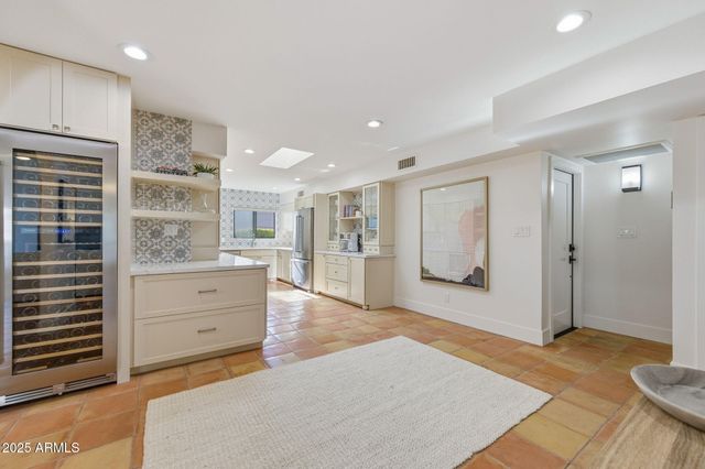 6249 N 78TH Street 20, Scottsdale, AZ 85250