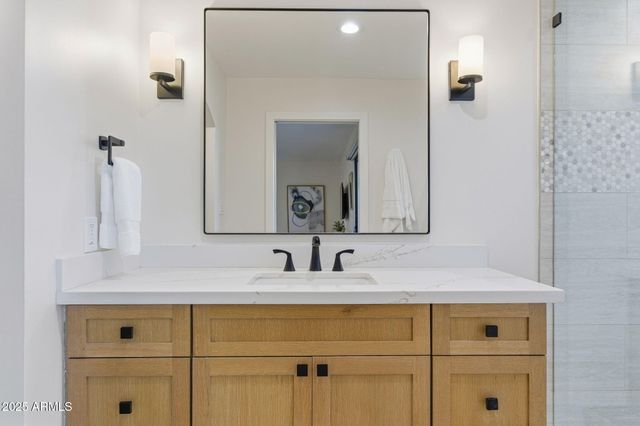 6249 N 78TH Street 20, Scottsdale, AZ 85250