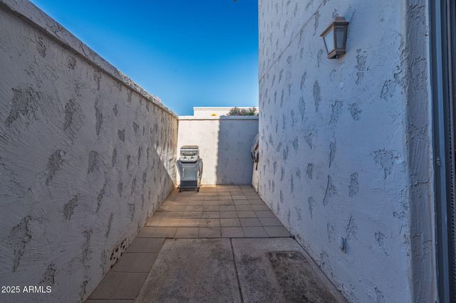 6249 N 78TH Street 20, Scottsdale, AZ 85250