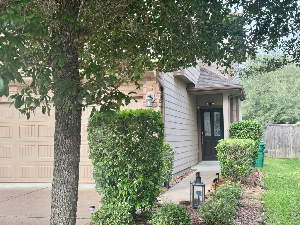 6407 Densberry, Katy, TX 77494