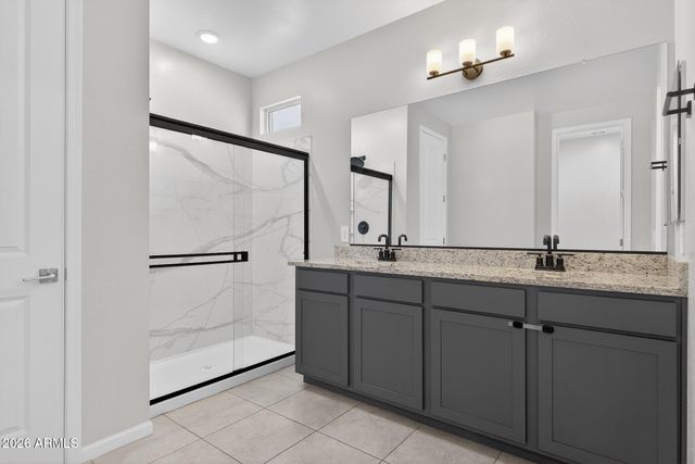 17768 W RAYMOND Street, Goodyear, AZ 85338