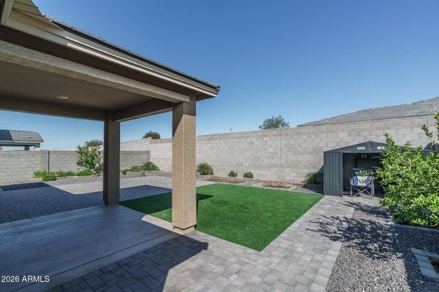 17768 W RAYMOND Street, Goodyear, AZ 85338