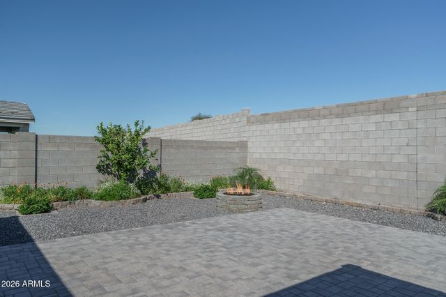 17768 W RAYMOND Street, Goodyear, AZ 85338