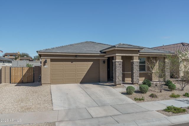 17768 W RAYMOND Street, Goodyear, AZ 85338