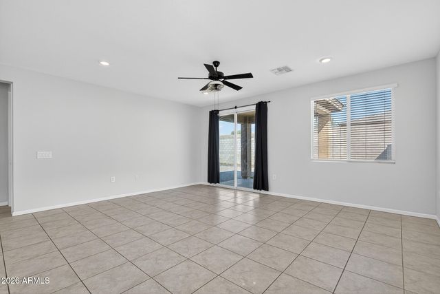 17768 W RAYMOND Street, Goodyear, AZ 85338