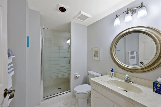6075 Pelican Bay BLVD 1101, Naples, FL 34108