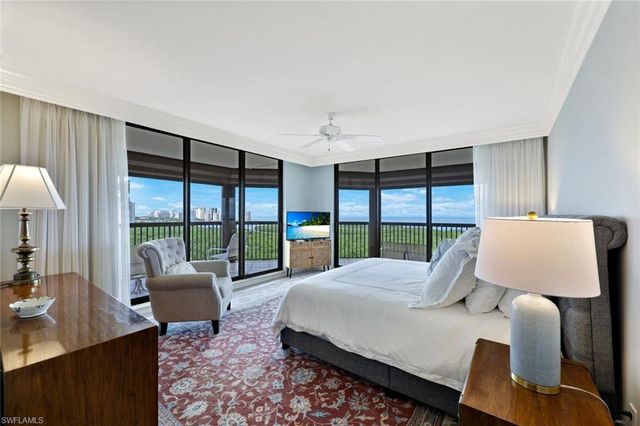 6075 Pelican Bay BLVD 1101, Naples, FL 34108