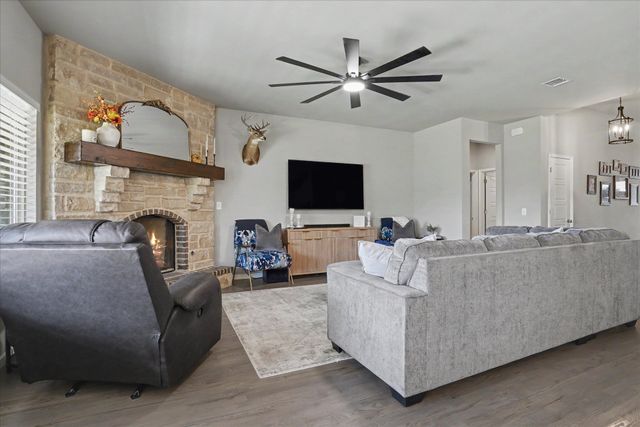 750 E 139th Place, Glenpool, OK 74033
