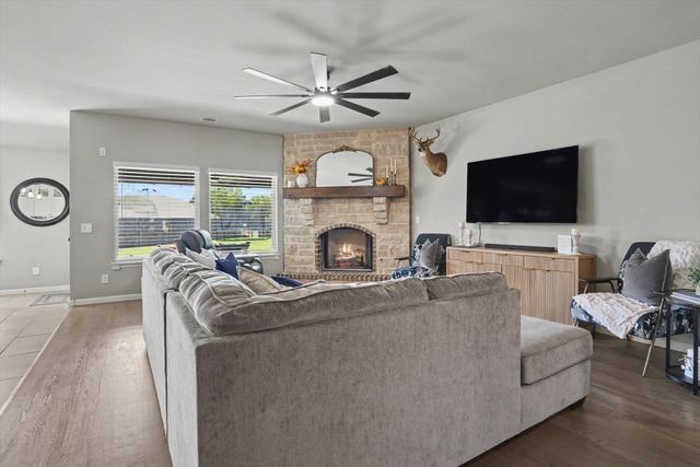 750 E 139th Place, Glenpool, OK 74033