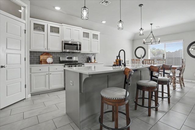 750 E 139th Place, Glenpool, OK 74033