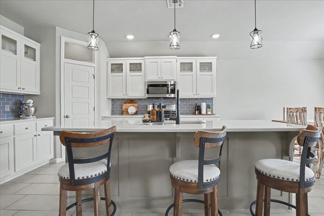 750 E 139th Place, Glenpool, OK 74033