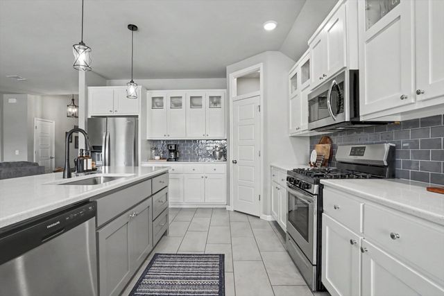 750 E 139th Place, Glenpool, OK 74033