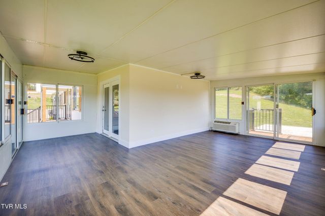 104 Rosemont Street, Kingsport, TN 37660