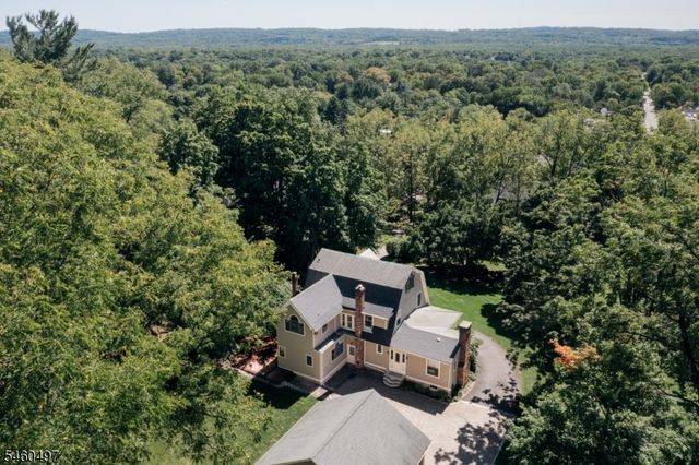 34 Sunnyslope Ave, Long Hill Twp., NJ 07946