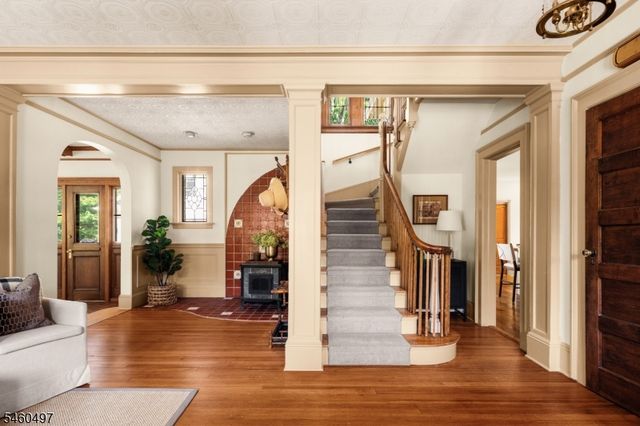 34 Sunnyslope Ave, Long Hill Twp., NJ 07946